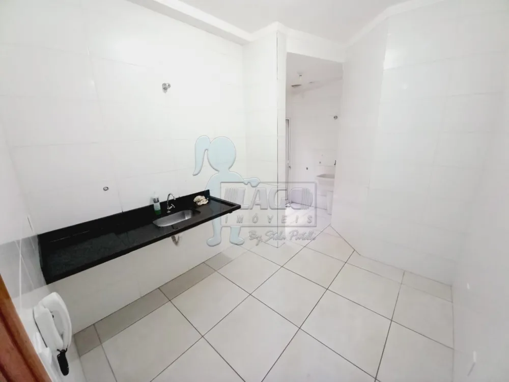 Alugar Apartamentos / Padrão em Ribeirão Preto R$ 1.300,00 - Foto 3