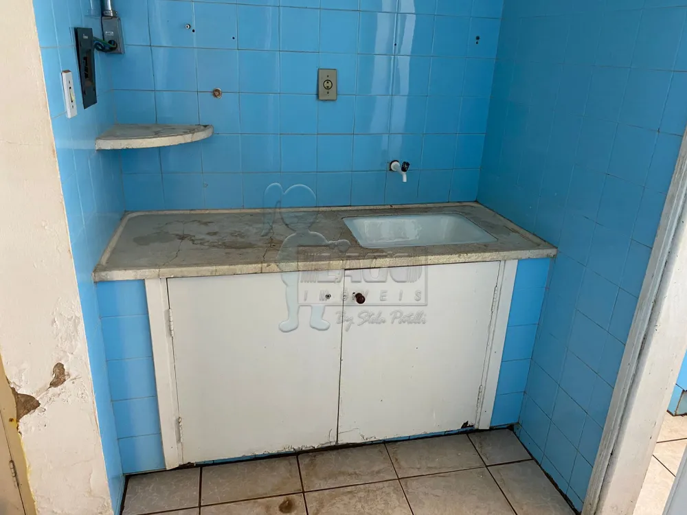 Alugar Apartamentos / Padrão em Ribeirão Preto R$ 600,00 - Foto 4