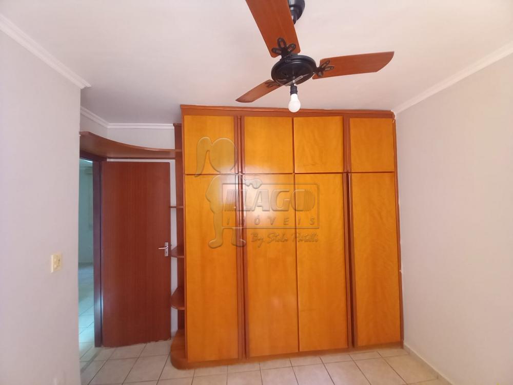 Alugar Apartamentos / Padrão em Ribeirão Preto R$ 800,00 - Foto 5