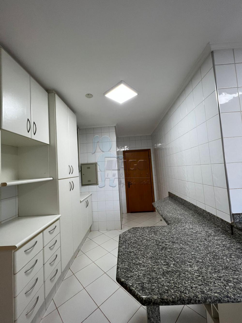 Alugar Apartamentos / Padrão em Ribeirão Preto R$ 2.250,00 - Foto 1