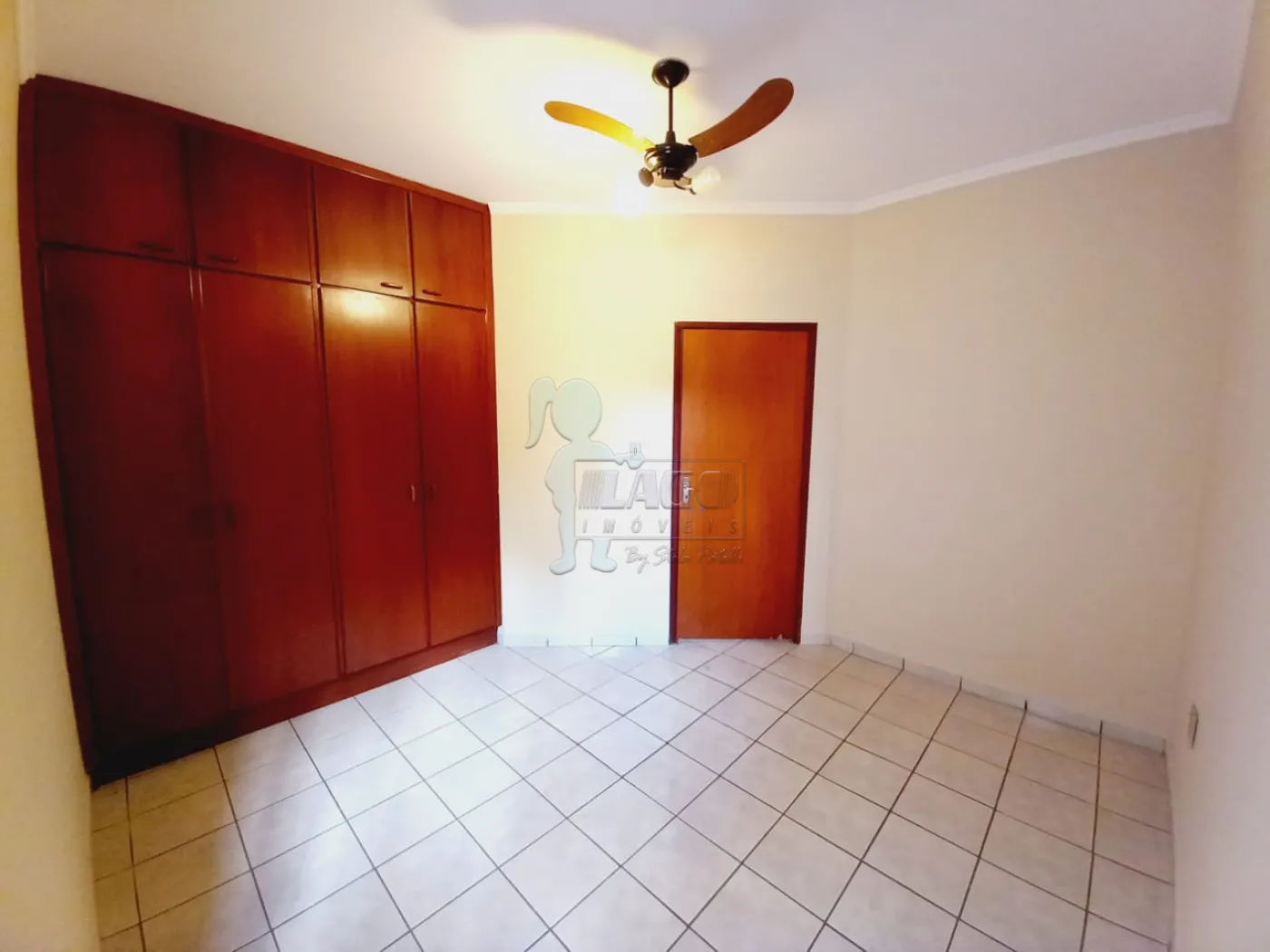 Alugar Apartamentos / Padrão em Ribeirão Preto R$ 750,00 - Foto 3