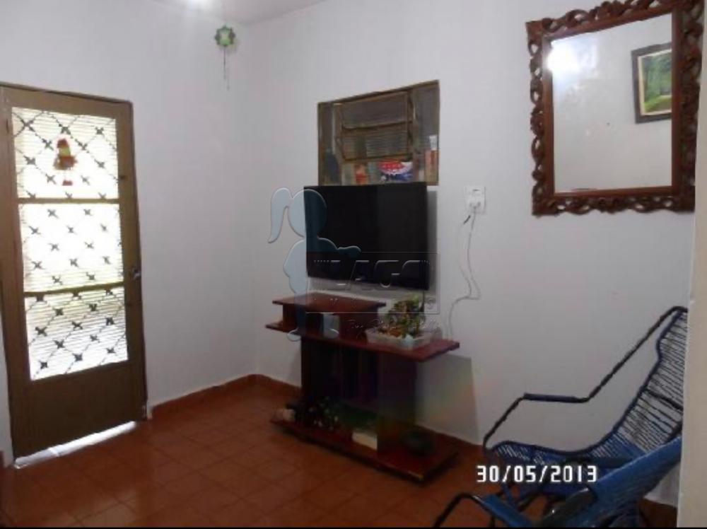 Comprar Casas / Padrão em Ribeirão Preto R$ 270.000,00 - Foto 4