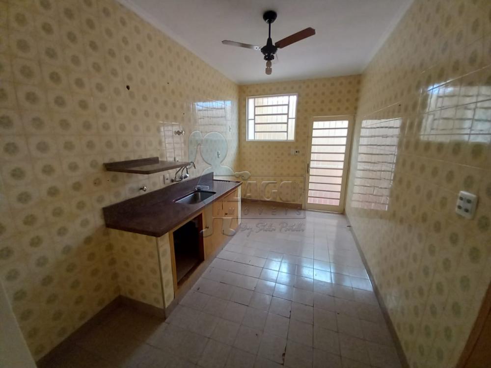 Alugar Casas / Padrão em Ribeirão Preto R$ 1.600,00 - Foto 13