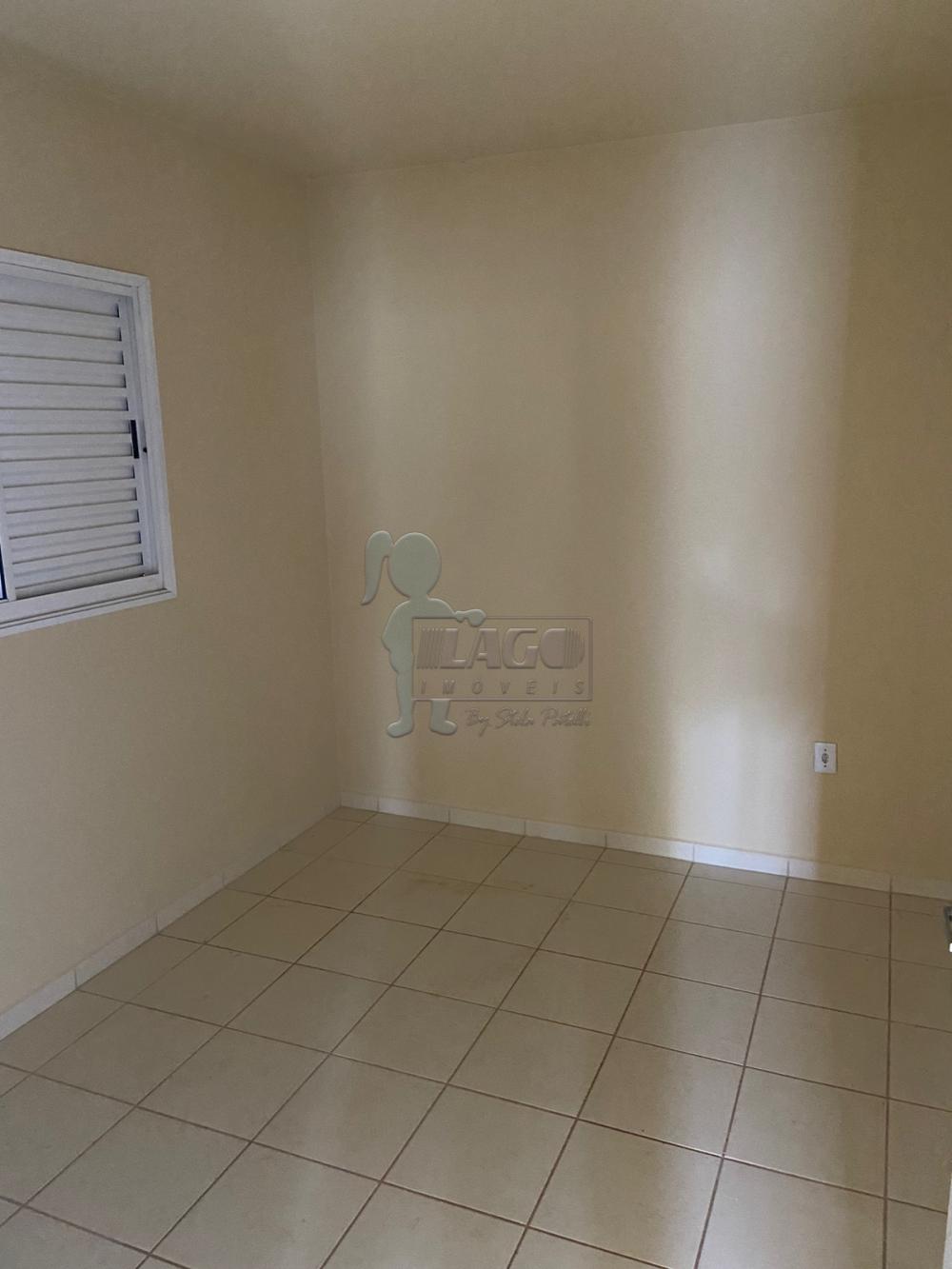 Alugar Casas / Padrão em Ribeirão Preto R$ 800,00 - Foto 3