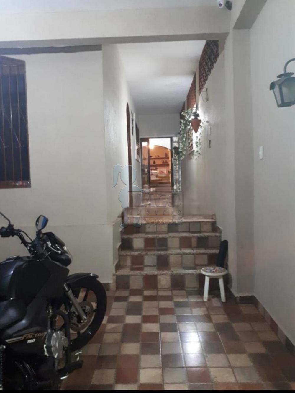 Comprar Casas / Padrão em Ribeirão Preto R$ 500.000,00 - Foto 1