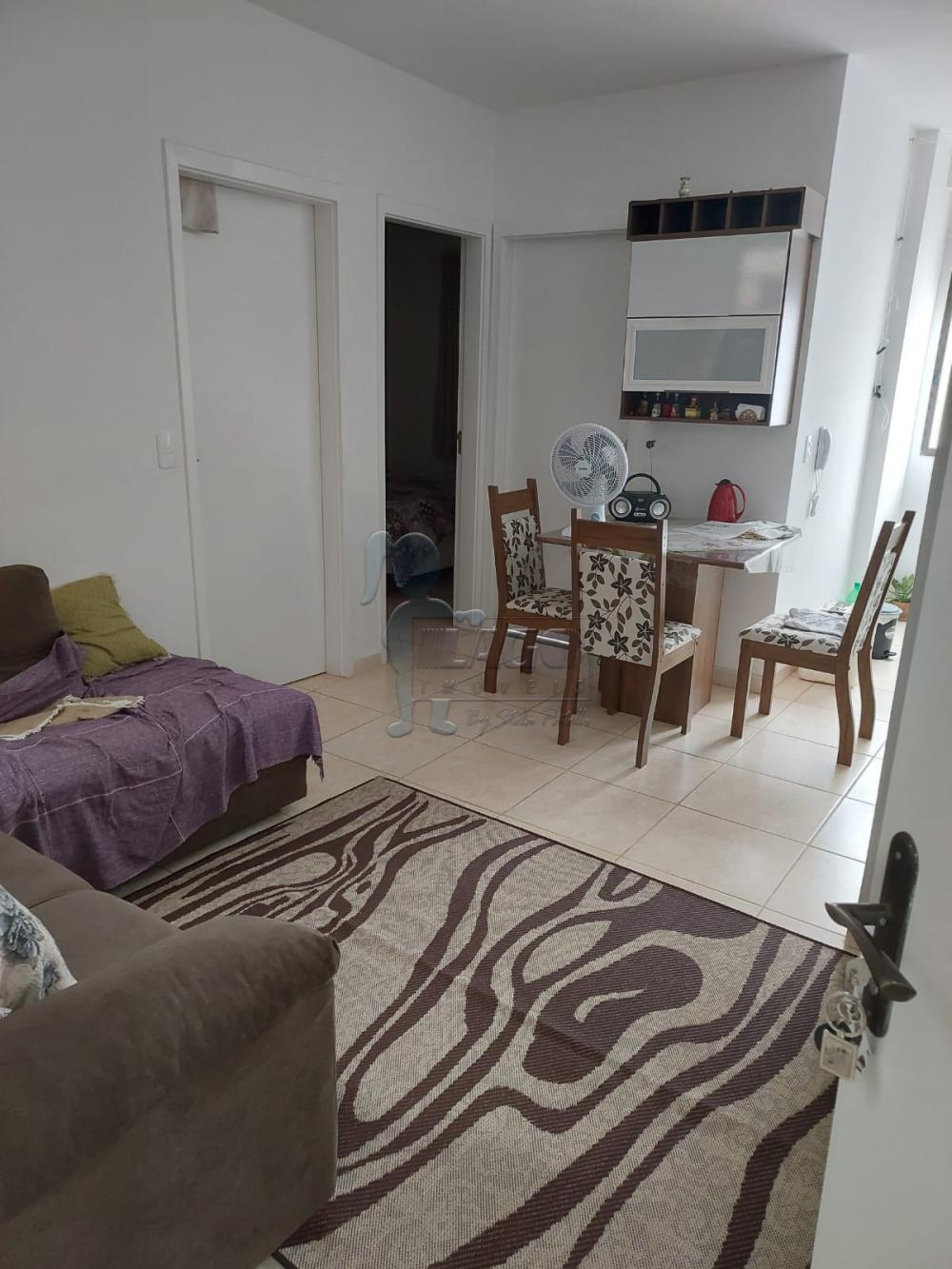 Alugar Apartamentos / Padrão em Ribeirão Preto R$ 1.000,00 - Foto 1