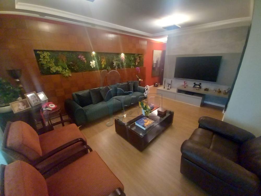 Comprar Apartamentos / Padrão em Ribeirão Preto R$ 900.000,00 - Foto 1