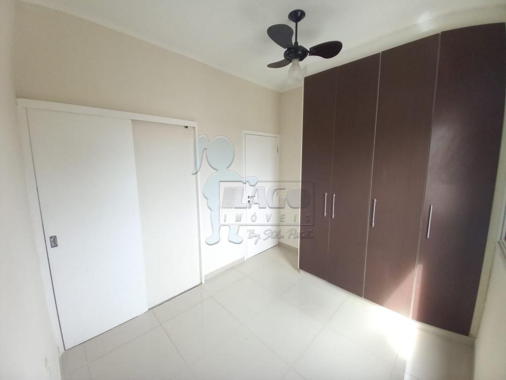 Alugar Apartamentos / Padrão em Ribeirão Preto R$ 1.300,00 - Foto 4