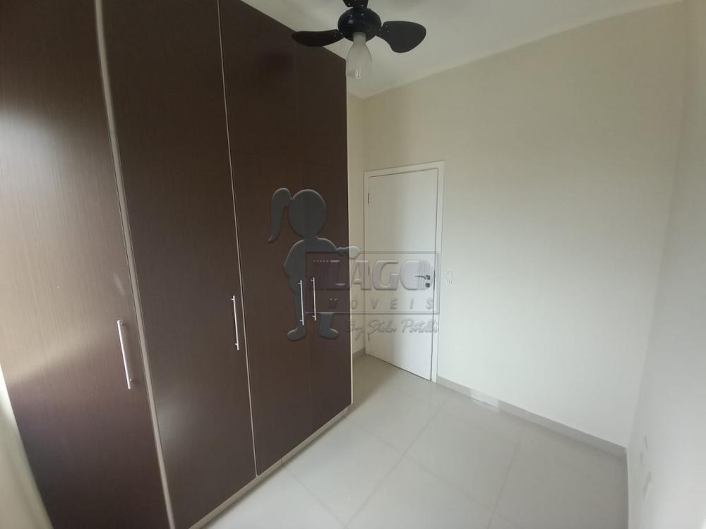 Alugar Apartamentos / Padrão em Ribeirão Preto R$ 1.300,00 - Foto 3