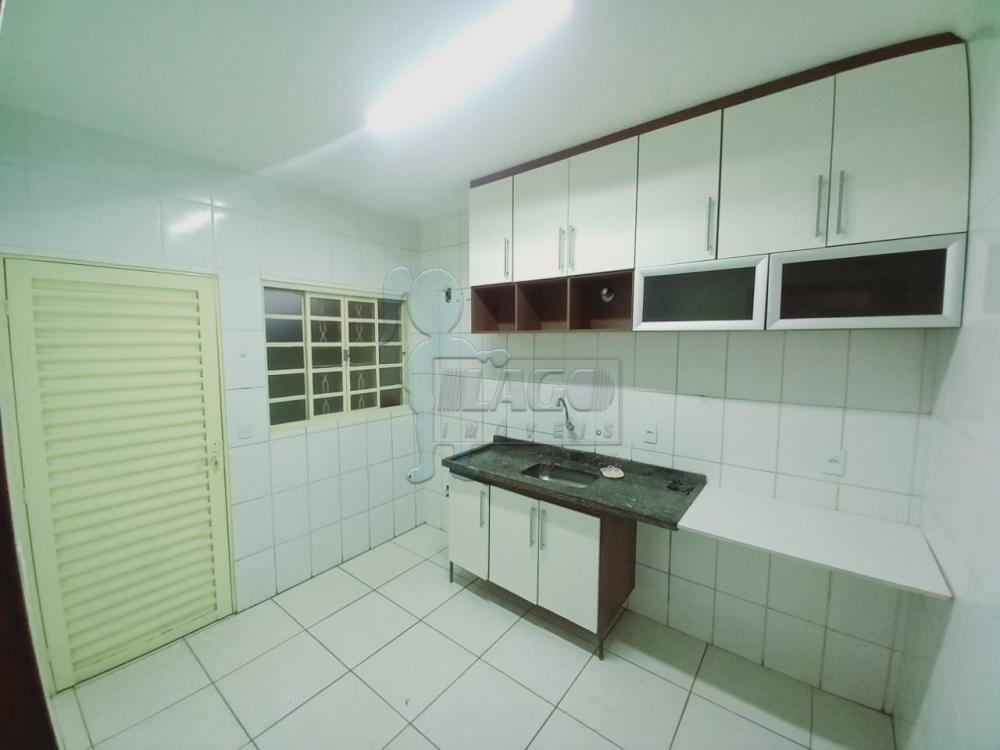 Alugar Casas / Padrão em Ribeirão Preto R$ 1.750,00 - Foto 11