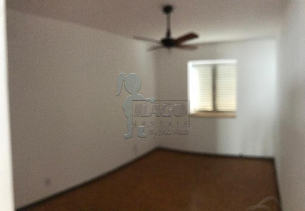 Alugar Apartamentos / Padrão em Ribeirão Preto R$ 1.600,00 - Foto 3