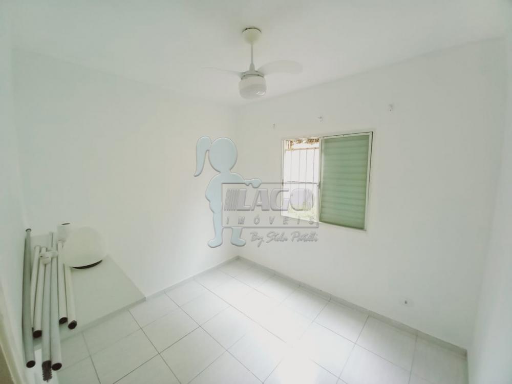 Alugar Apartamentos / Padrão em Ribeirão Preto R$ 700,00 - Foto 3