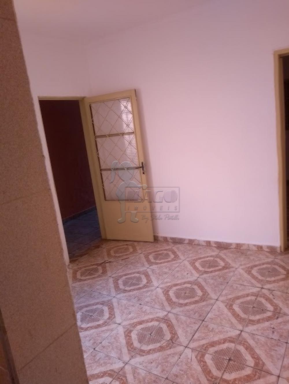 Comprar Casas / Padrão em Ribeirão Preto R$ 220.000,00 - Foto 2