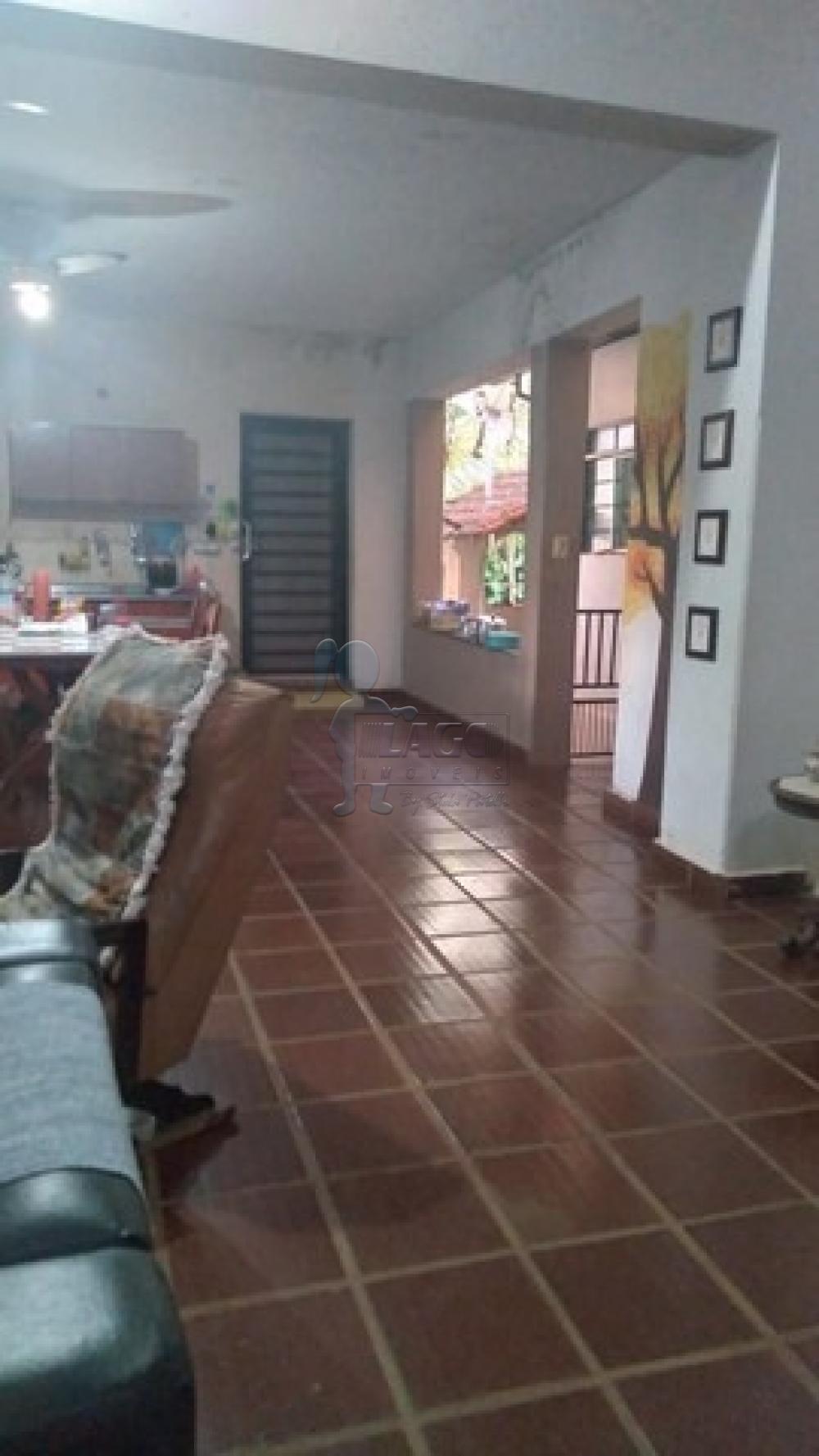 Comprar Casas / Padrão em Ribeirão Preto R$ 297.000,00 - Foto 1