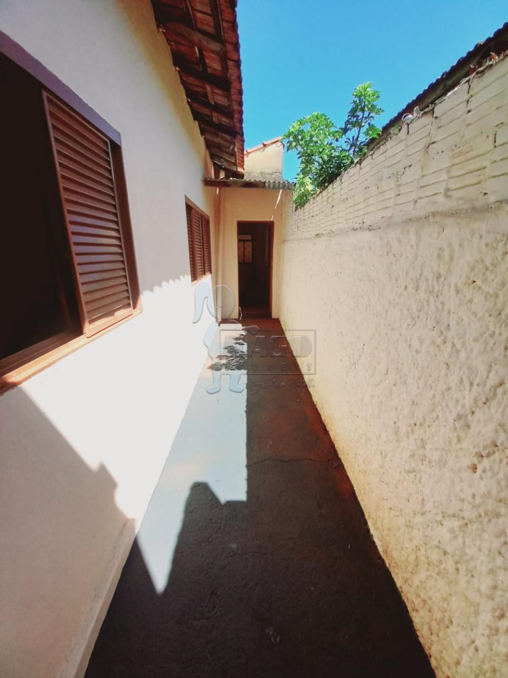Alugar Casas / Padrão em Ribeirão Preto R$ 1.350,00 - Foto 16