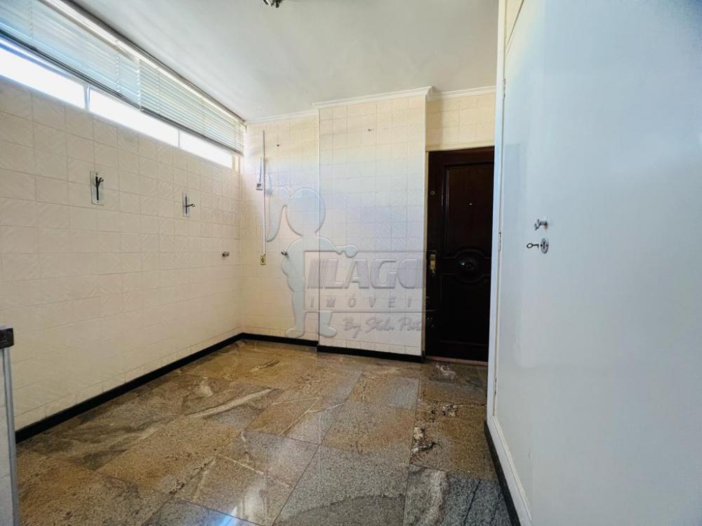 Alugar Apartamentos / Padrão em Ribeirão Preto R$ 1.150,00 - Foto 14