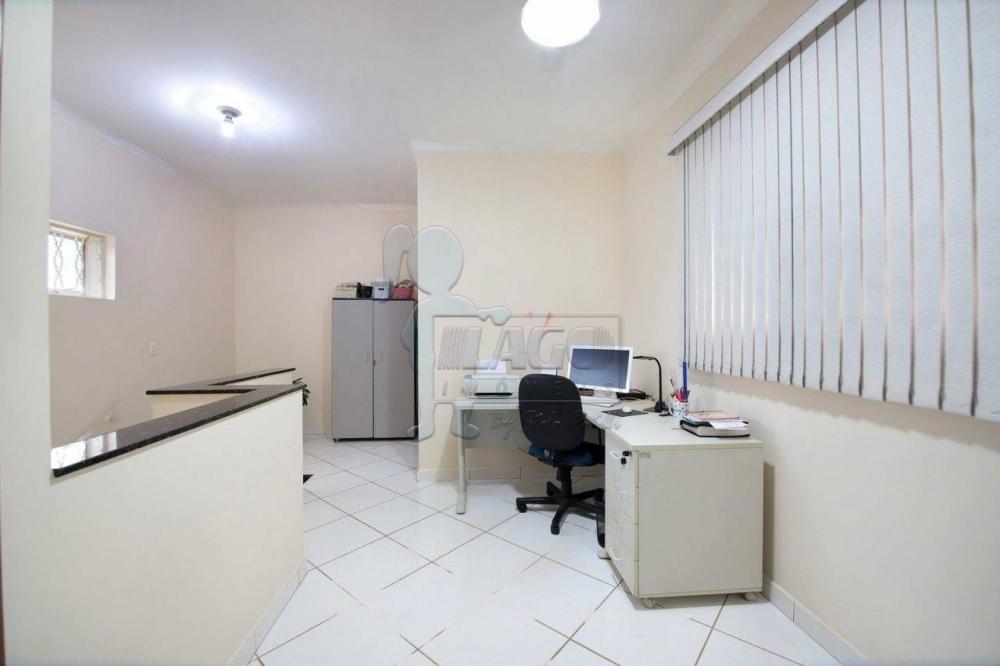 Alugar Casas / Padrão em Ribeirão Preto R$ 2.350,00 - Foto 7