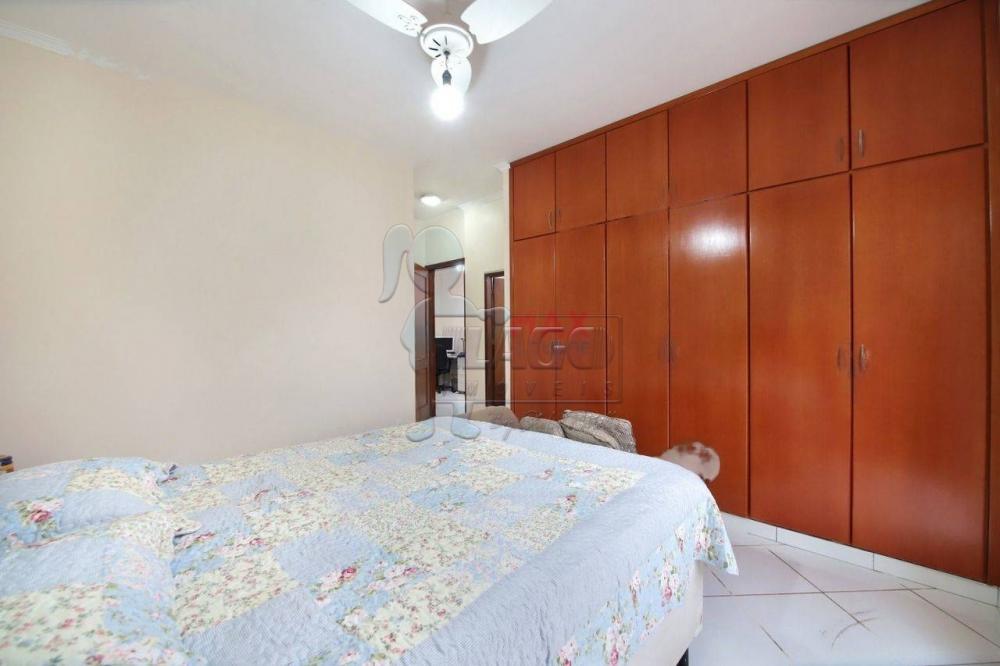 Alugar Casas / Padrão em Ribeirão Preto R$ 2.350,00 - Foto 4