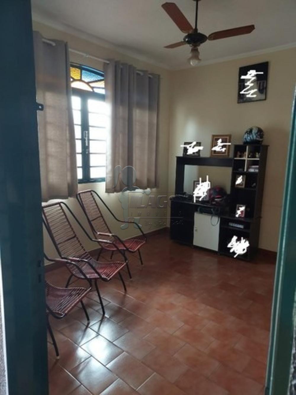 Comprar Casas / Padrão em Ribeirão Preto R$ 370.000,00 - Foto 1