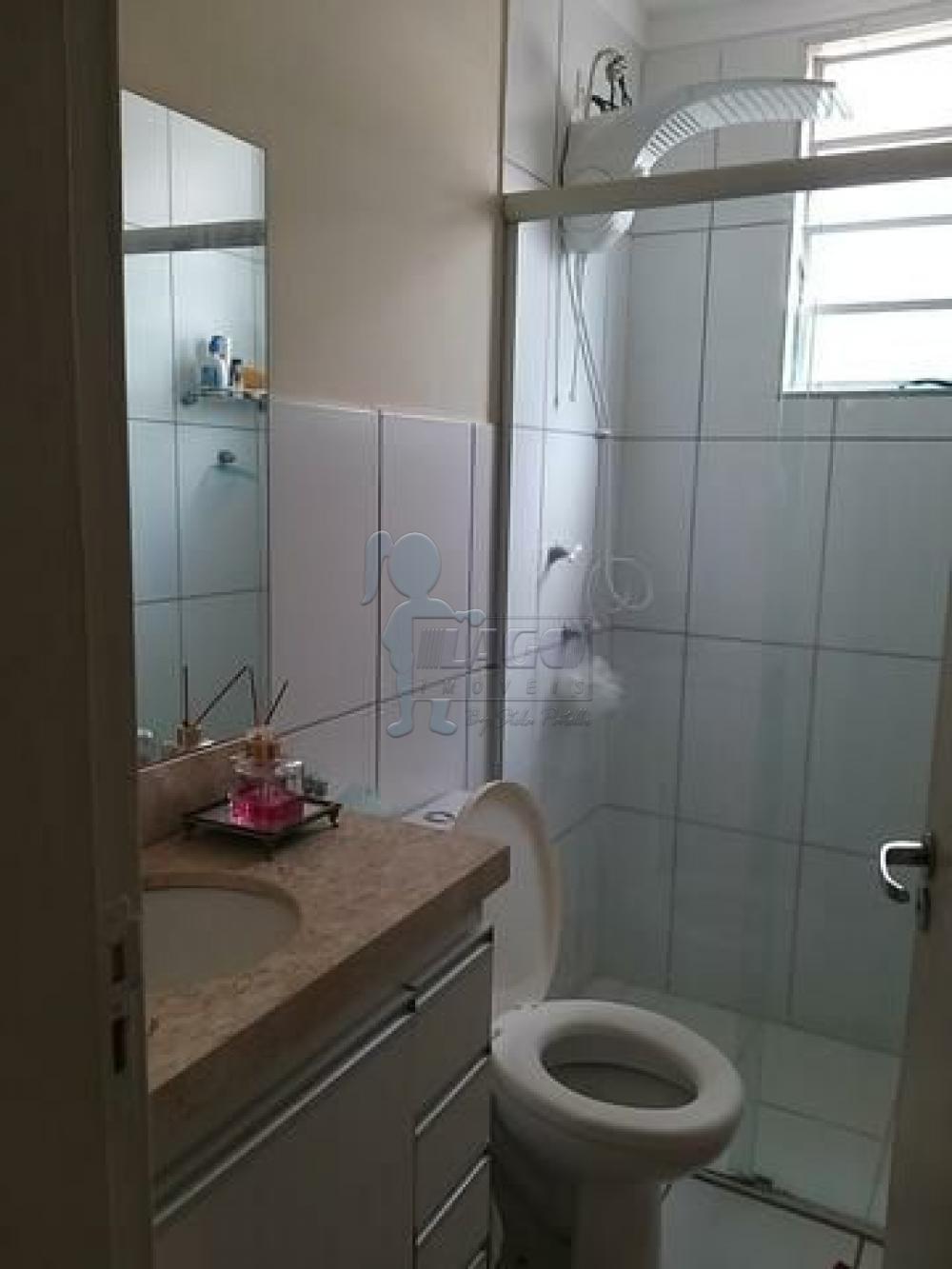 Comprar Apartamentos / Padrão em Ribeirão Preto R$ 212.000,00 - Foto 2