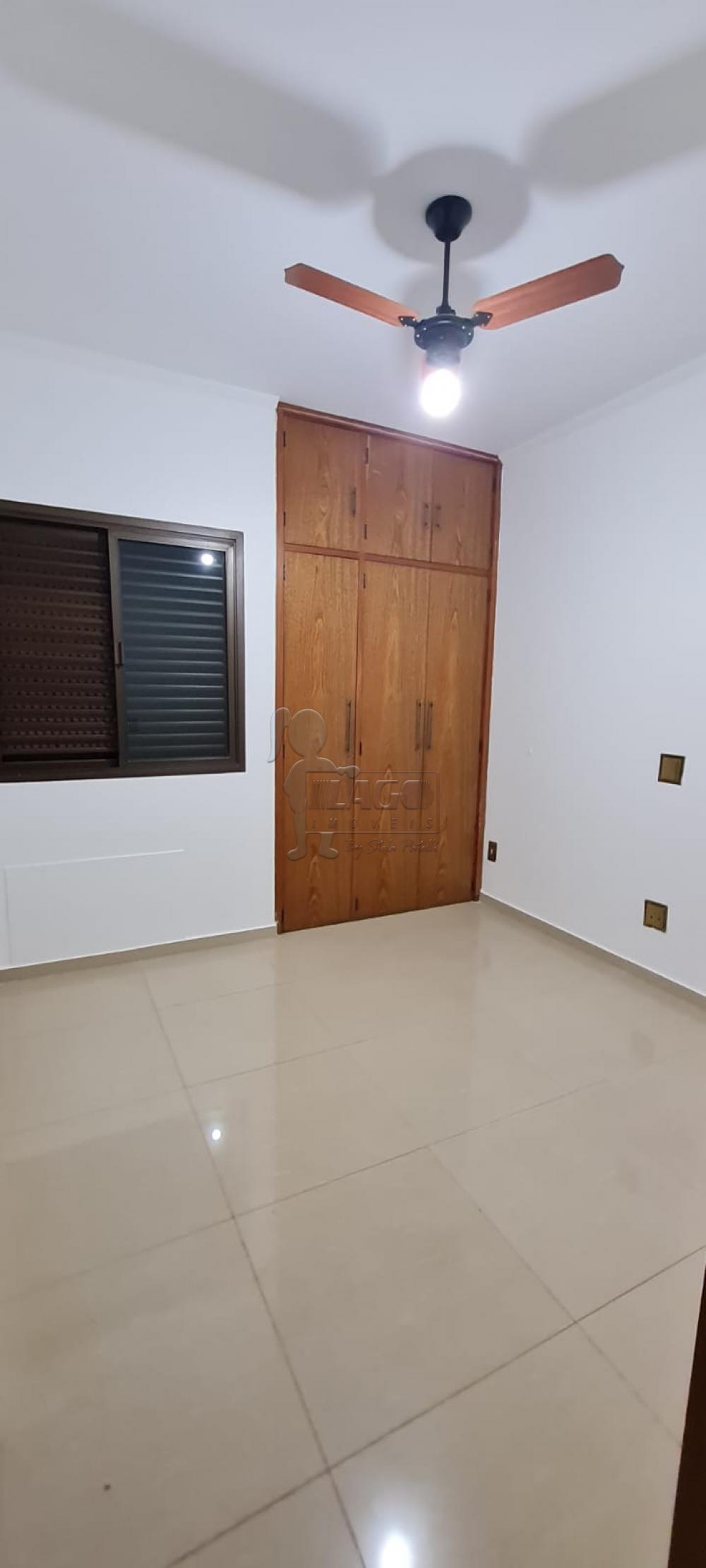 Alugar Apartamentos / Padrão em Ribeirão Preto R$ 1.600,00 - Foto 4