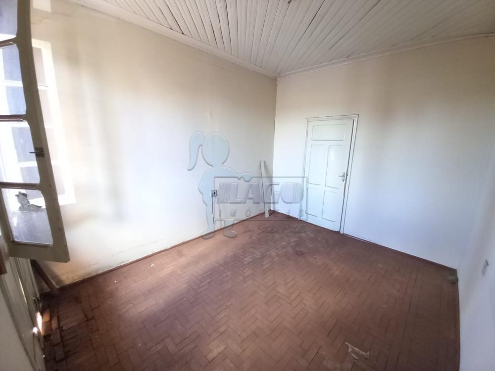 Alugar Casas / Padrão em Ribeirão Preto R$ 2.000,00 - Foto 3