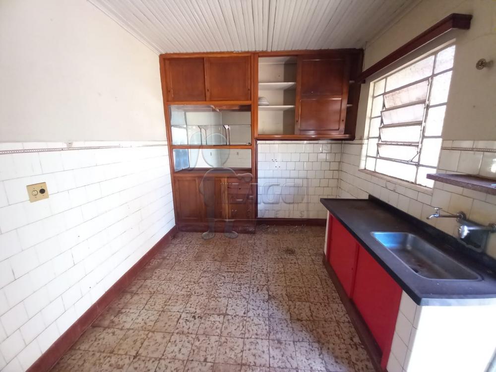 Alugar Casas / Padrão em Ribeirão Preto R$ 2.000,00 - Foto 8