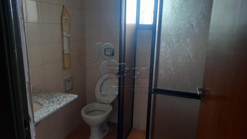 Alugar Casas / Padrão em Ribeirão Preto R$ 1.800,00 - Foto 5