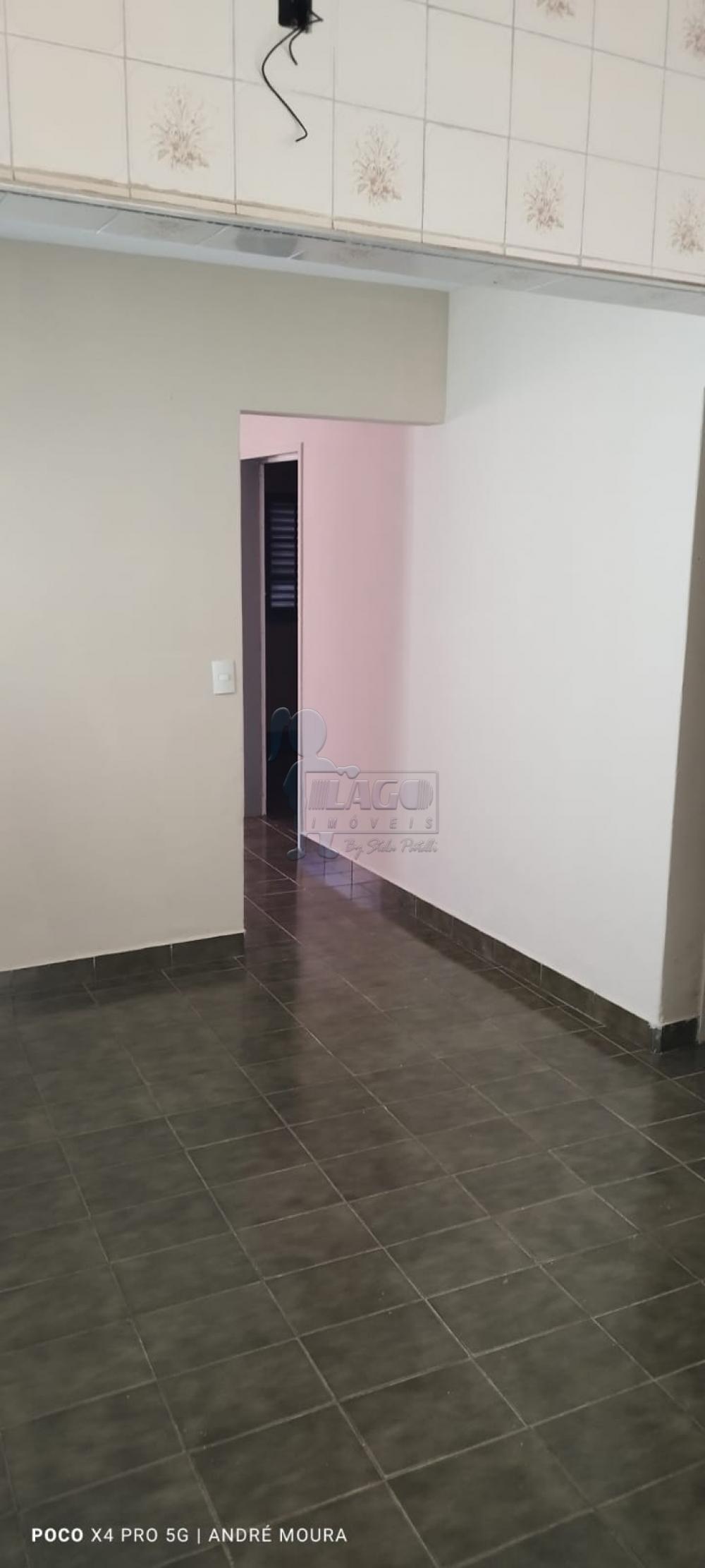 Alugar Casas / Padrão em Ribeirão Preto R$ 750,00 - Foto 1