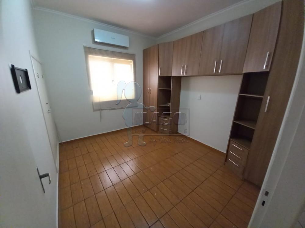 Alugar Casas / Padrão em Ribeirão Preto R$ 2.000,00 - Foto 4