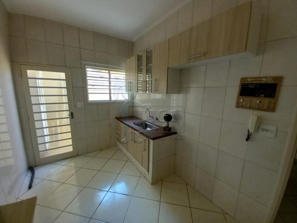 Alugar Casas / Padrão em Ribeirão Preto R$ 2.000,00 - Foto 9