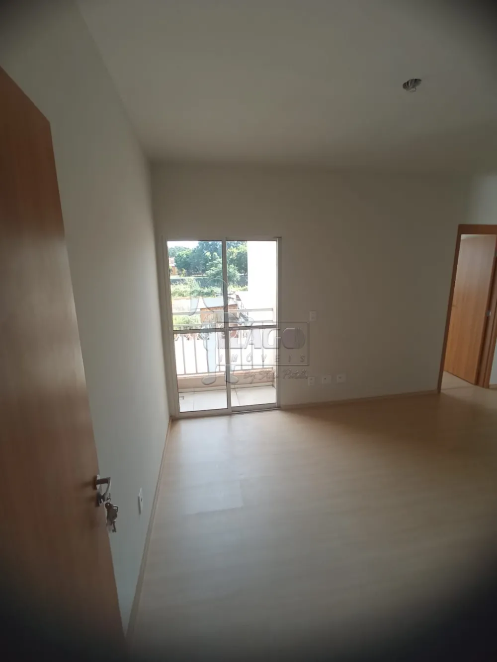 Comprar Apartamentos / Padrão em Ribeirão Preto R$ 185.000,00 - Foto 2