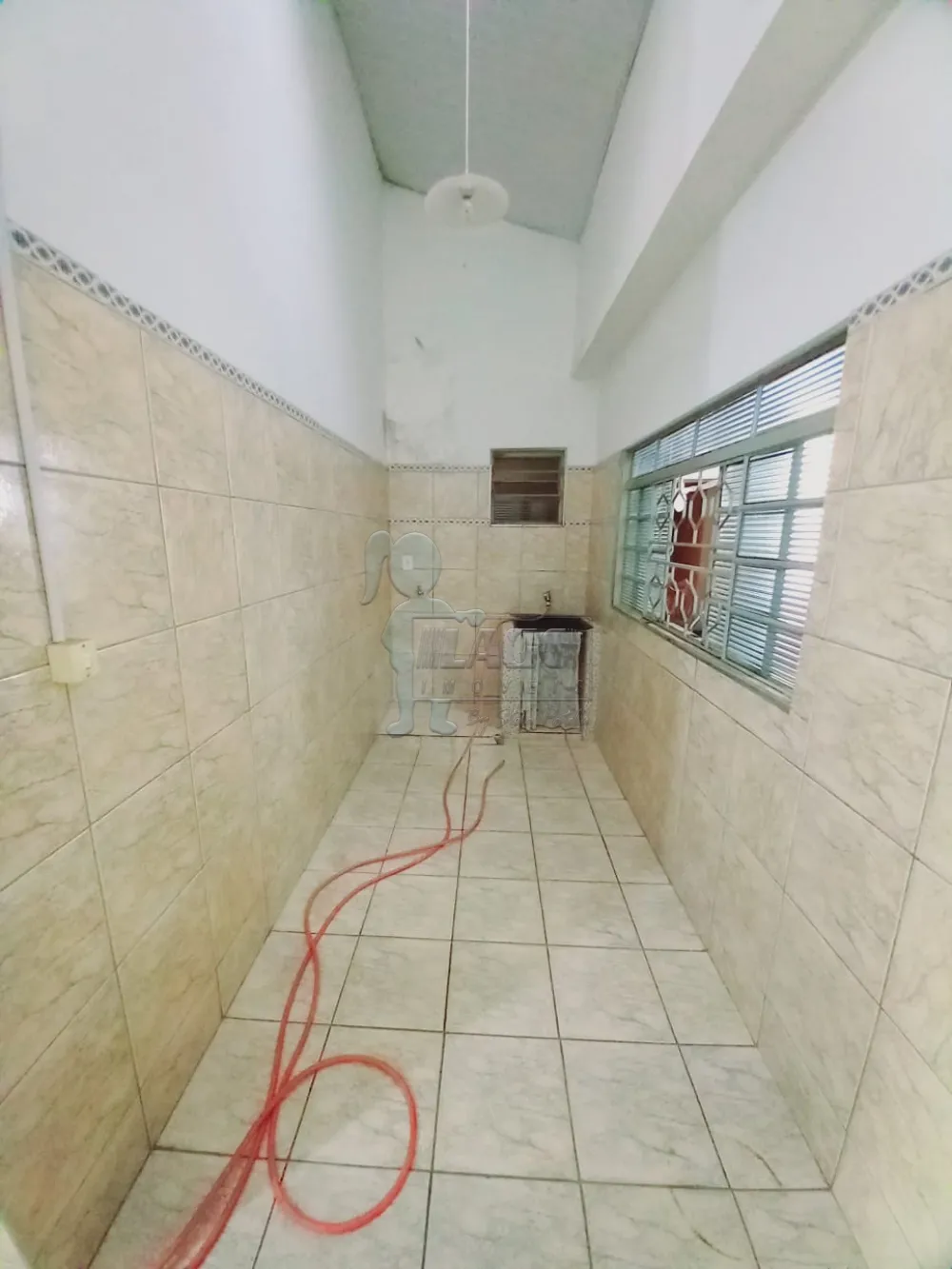 Alugar Casas / Padrão em Ribeirão Preto R$ 1.300,00 - Foto 8