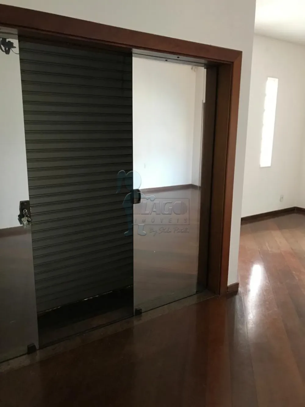 Comprar Casas / Padrão em Ribeirão Preto R$ 850.000,00 - Foto 3