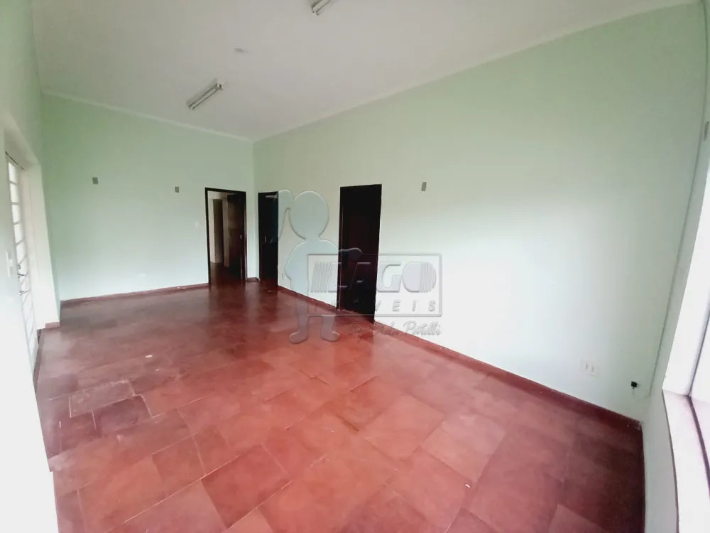 Alugar Casas / Padrão em Ribeirão Preto R$ 3.000,00 - Foto 1