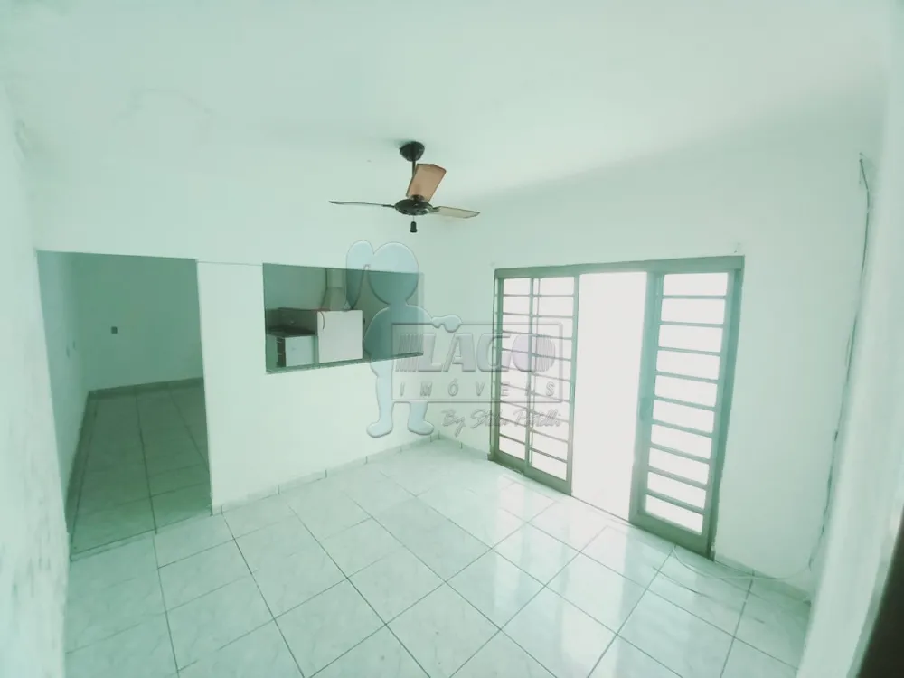 Alugar Casas / Padrão em Ribeirão Preto R$ 800,00 - Foto 4