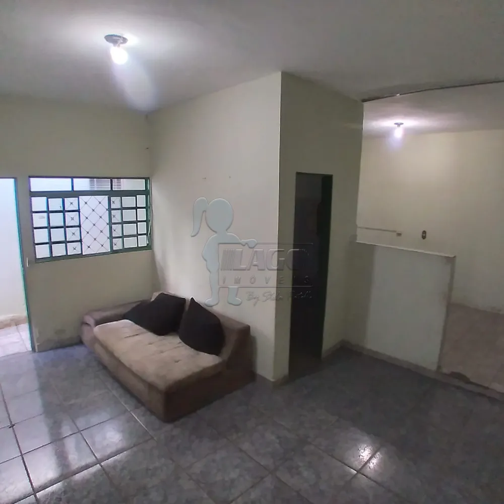 Alugar Casas / Padrão em Ribeirão Preto R$ 900,00 - Foto 4