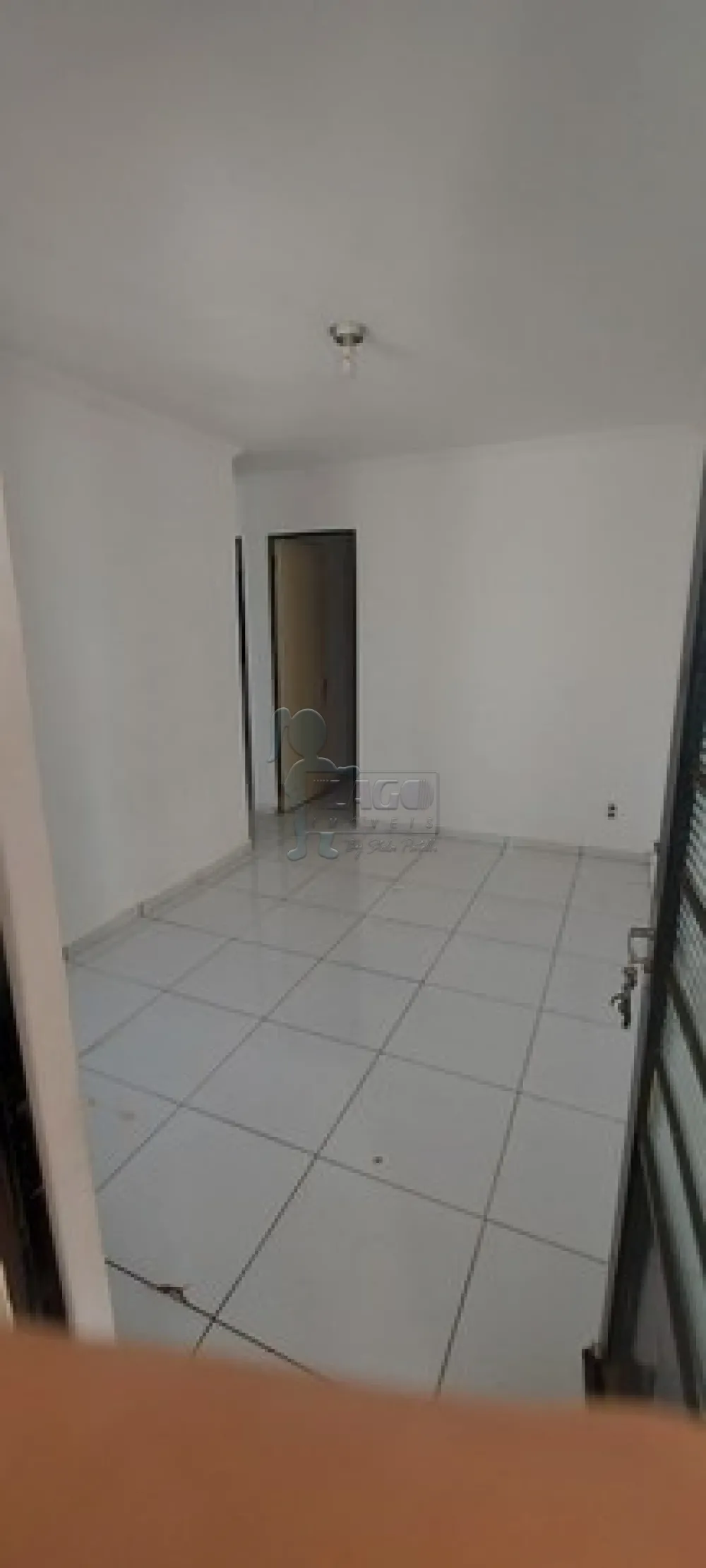 Comprar Apartamentos / Padrão em Ribeirão Preto R$ 122.000,00 - Foto 2