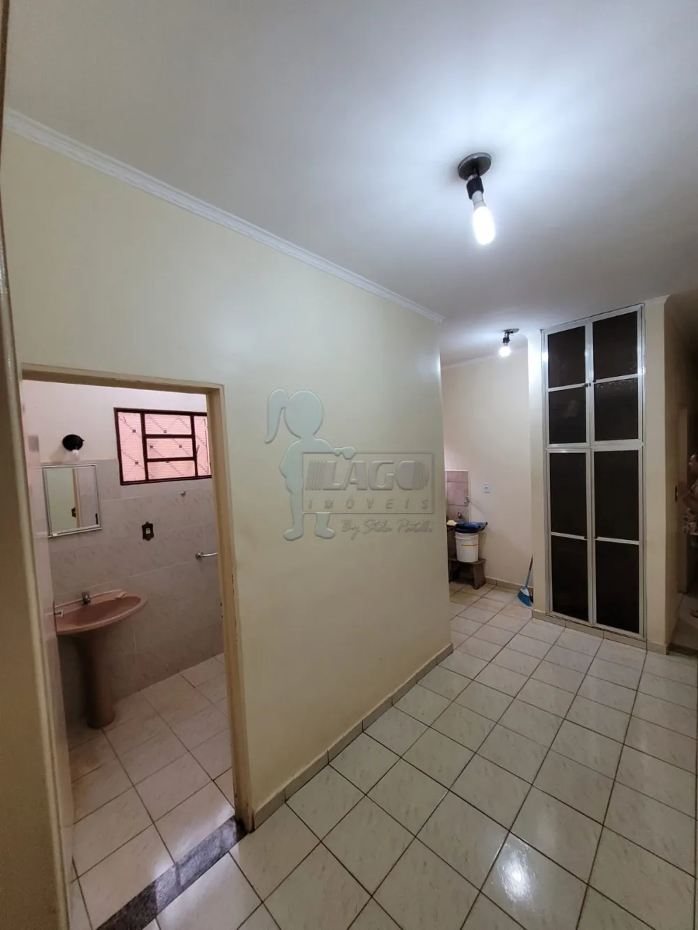 Comprar Casas / Padrão em Ribeirão Preto R$ 250.000,00 - Foto 4