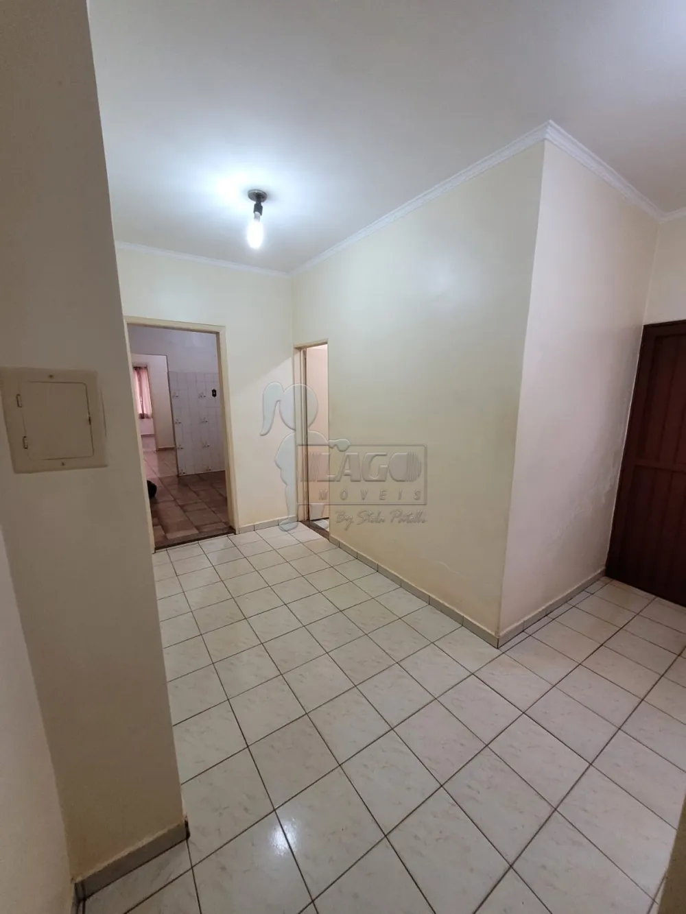 Comprar Casas / Padrão em Ribeirão Preto R$ 250.000,00 - Foto 3