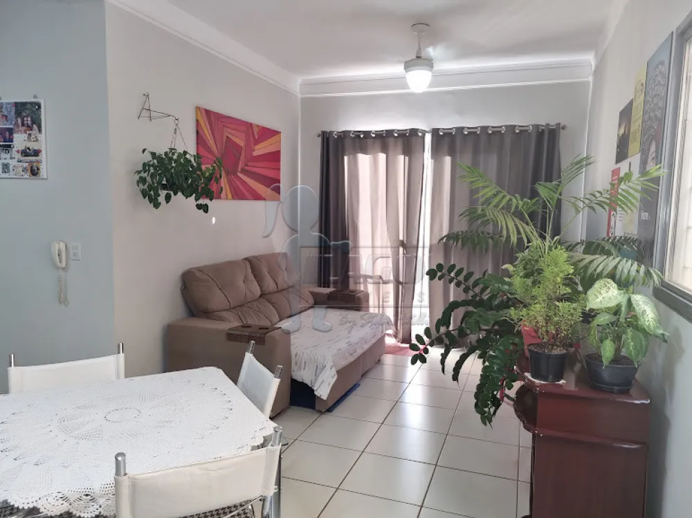 Comprar Apartamentos / Padrão em Ribeirão Preto R$ 250.000,00 - Foto 1