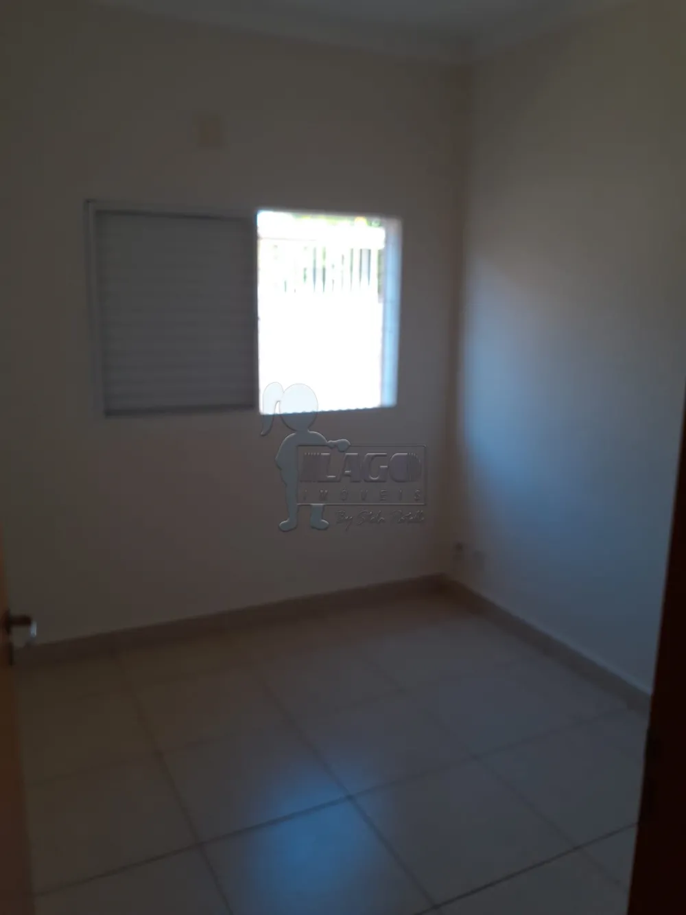 Alugar Apartamentos / Padrão em Ribeirão Preto R$ 1.100,00 - Foto 4