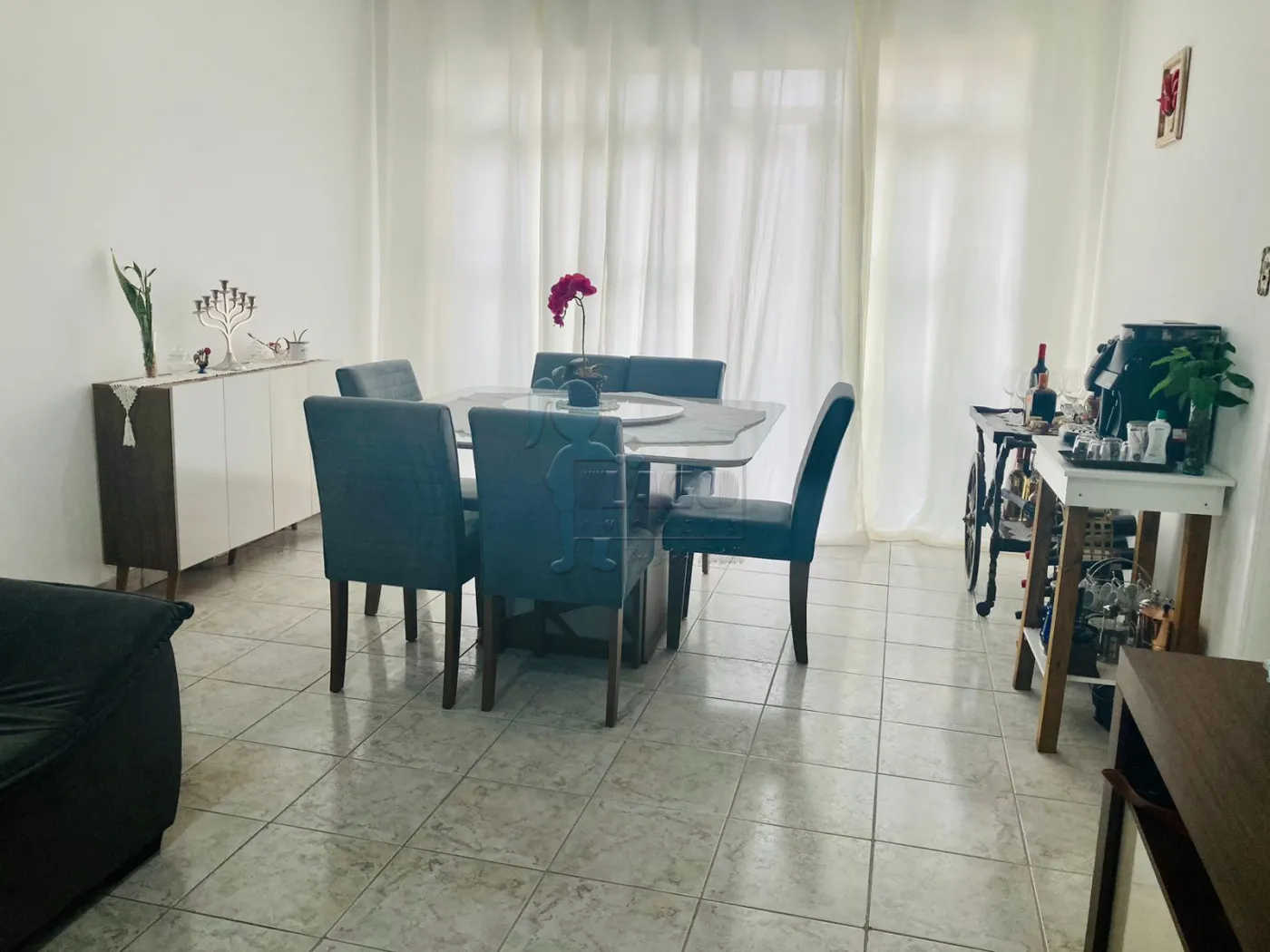 Comprar Apartamentos / Padrão em Ribeirão Preto R$ 335.000,00 - Foto 2