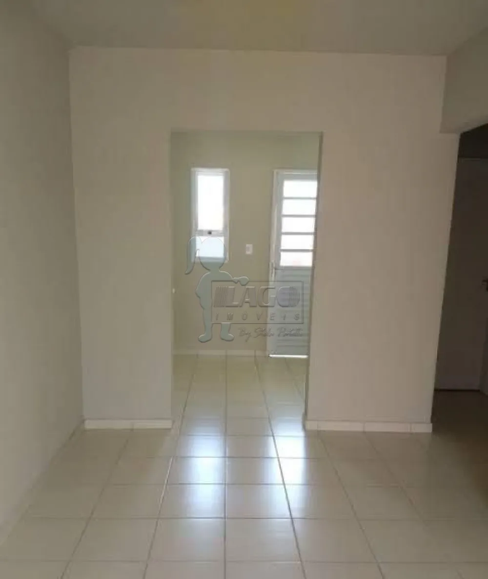 Alugar Casas / Padrão em Ribeirão Preto R$ 900,00 - Foto 3