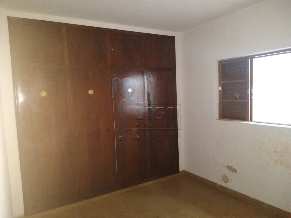 Alugar Casas / Padrão em Ribeirão Preto R$ 1.200,00 - Foto 1