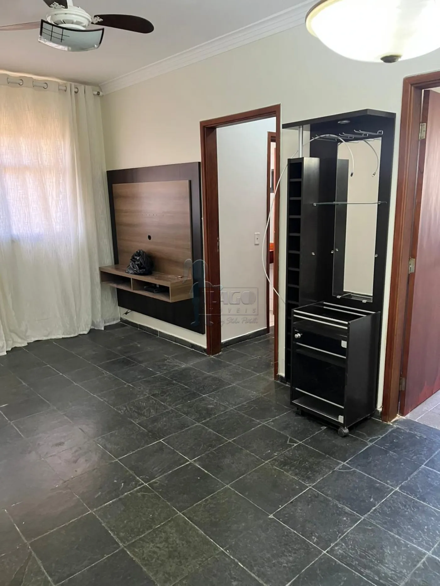 Comprar Apartamentos / Padrão em Ribeirão Preto R$ 180.000,00 - Foto 3