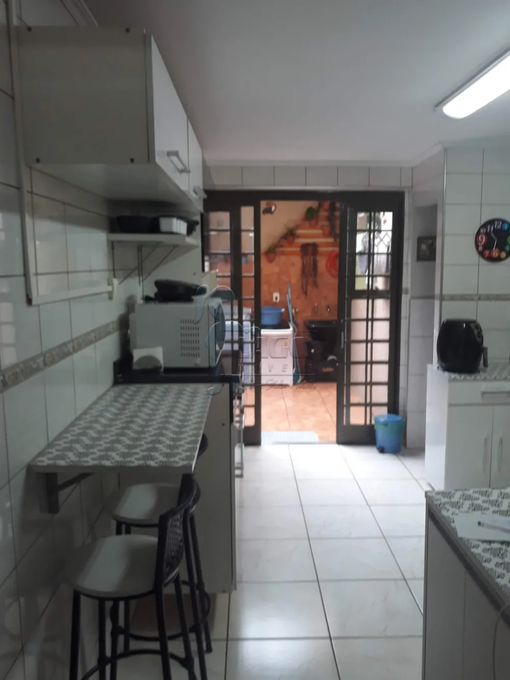 Comprar Casas / Padrão em Ribeirão Preto R$ 320.000,00 - Foto 3