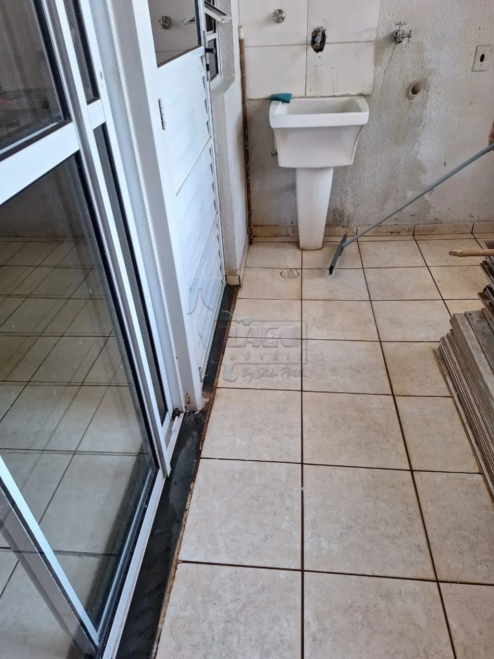 Comprar Apartamentos / Padrão em Ribeirão Preto R$ 130.000,00 - Foto 6