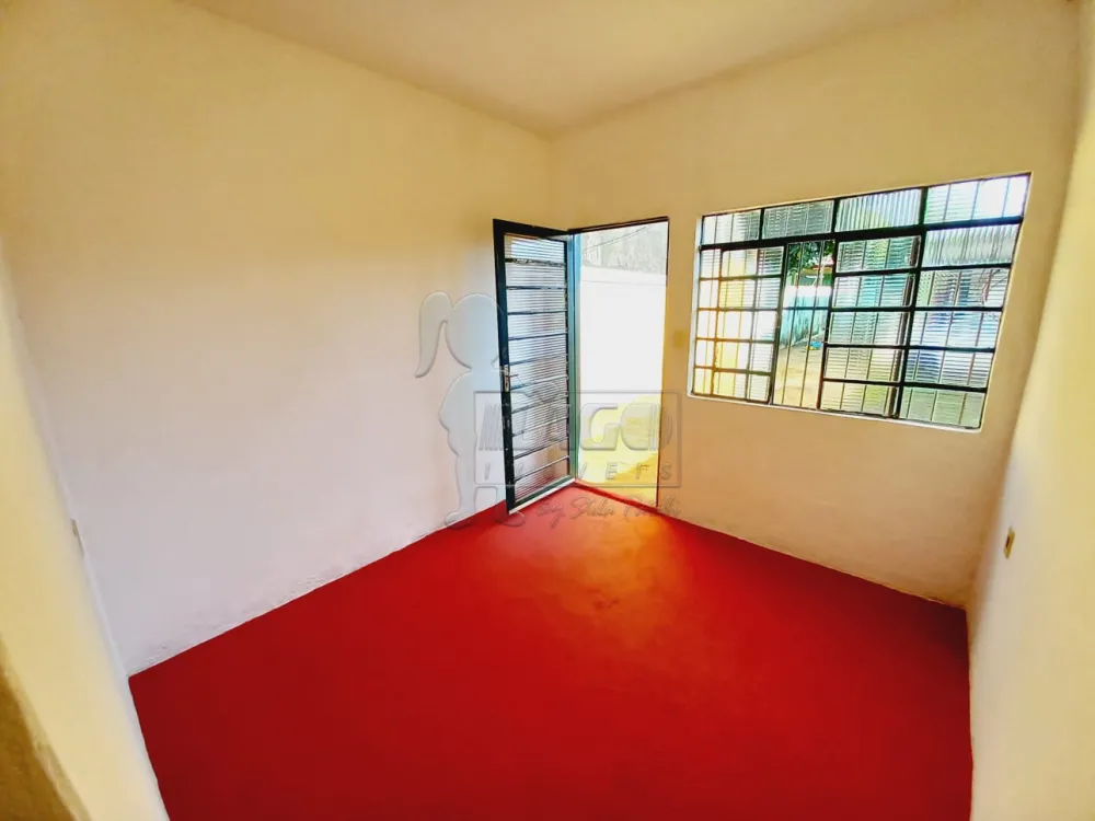 Alugar Casas / Padrão em Ribeirão Preto R$ 800,00 - Foto 1