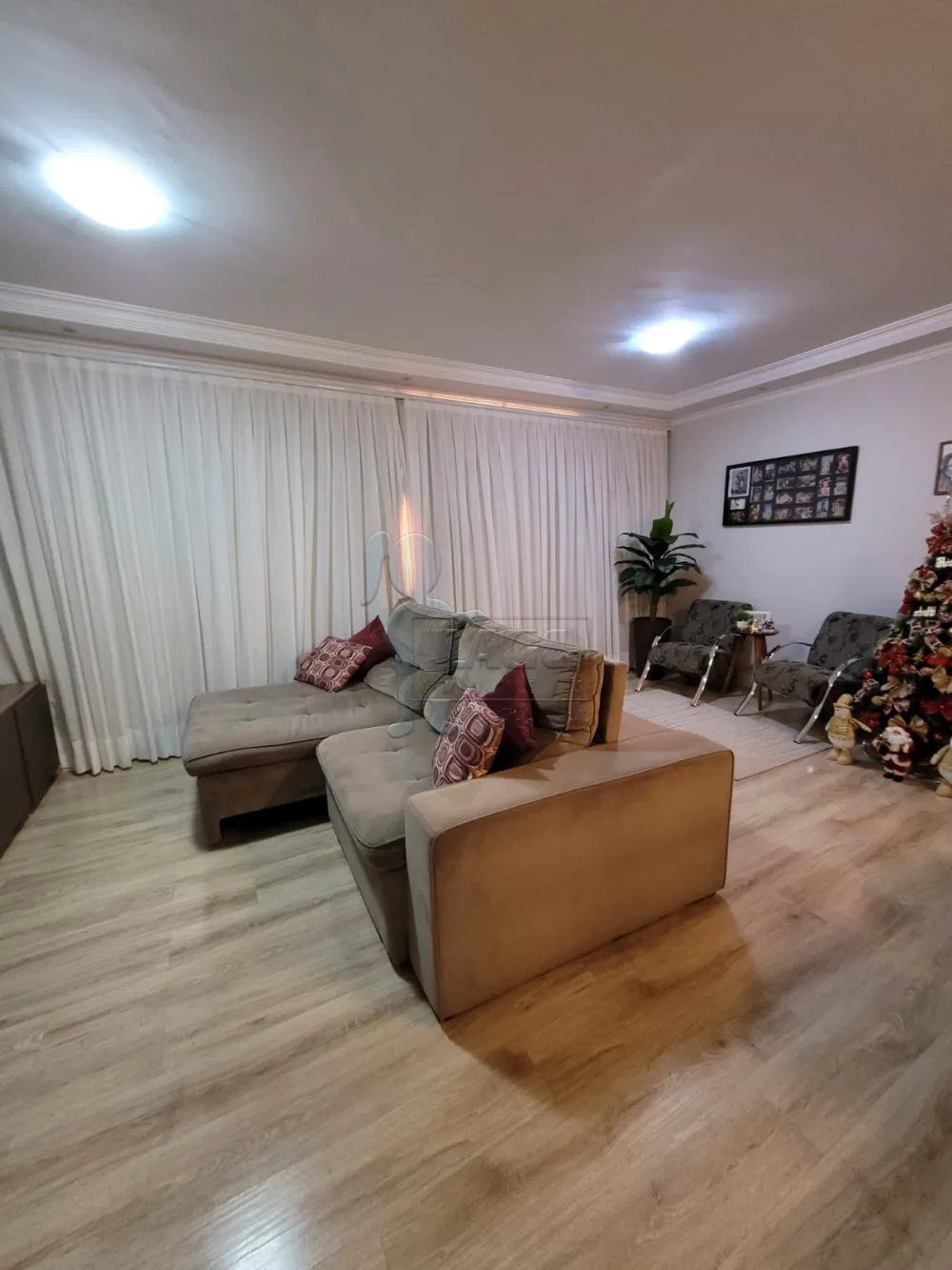 Comprar Apartamentos / Padrão em Ribeirão Preto R$ 690.000,00 - Foto 3